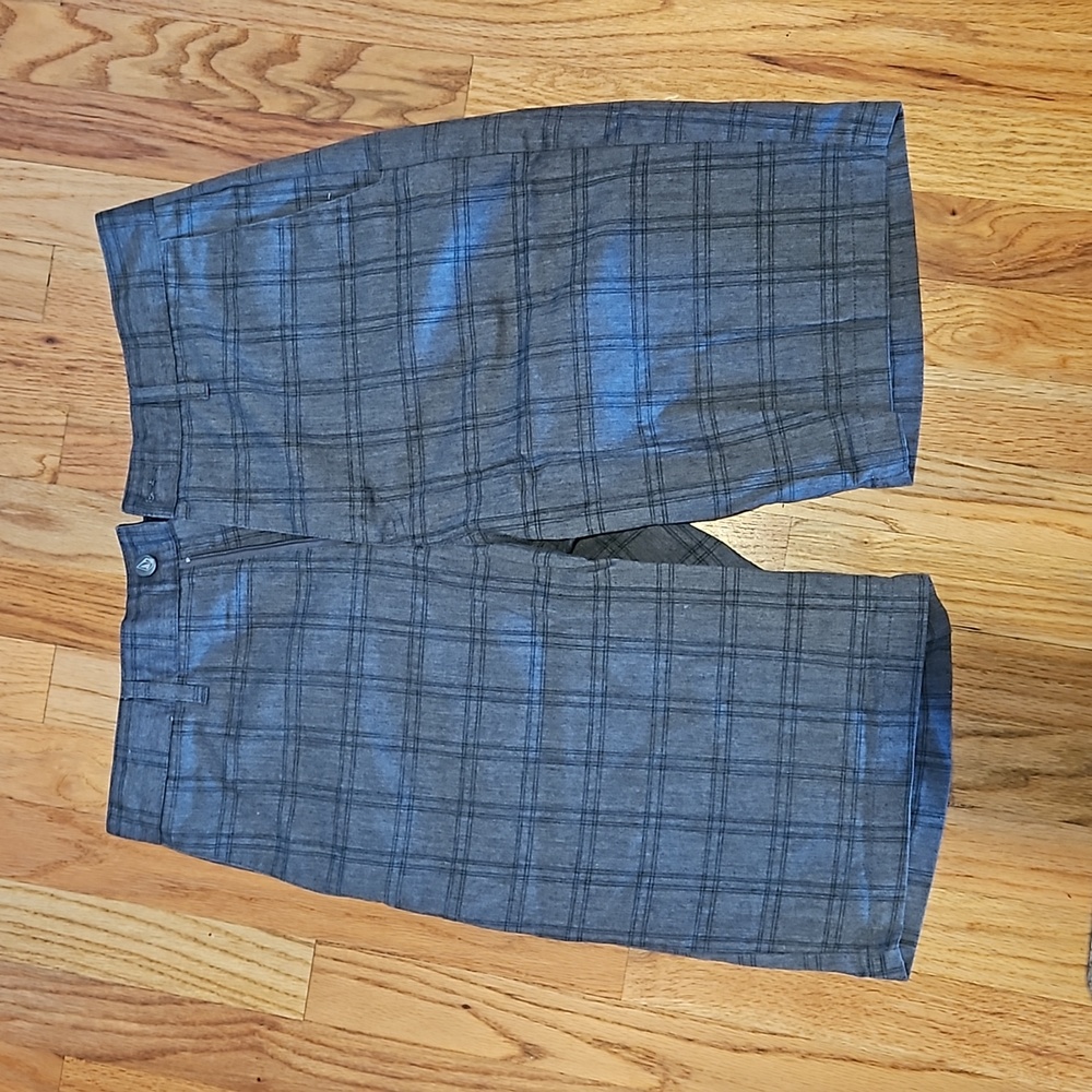 Volcom Dark Grey Plaid Shorts - Size 33
